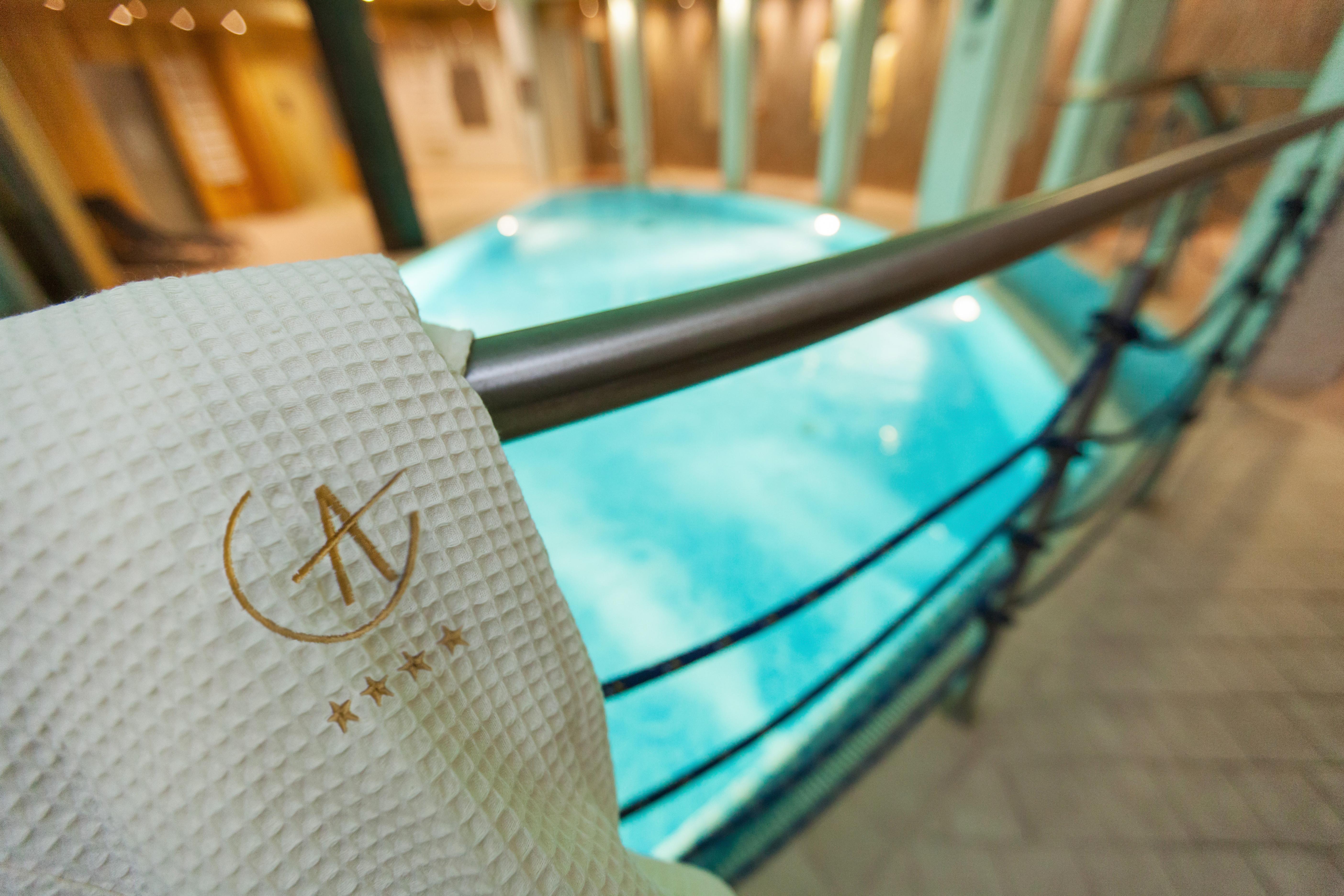 Galaxy Hotel Красков Екстериор снимка