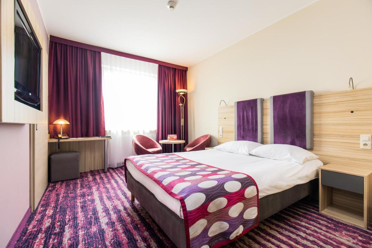 Galaxy Hotel Красков Екстериор снимка